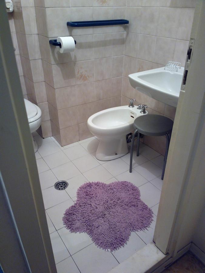 Hotel Delhy Viareggio Bagian luar foto